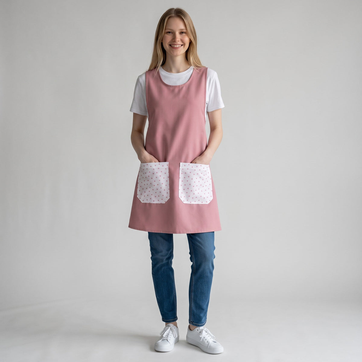 Bata de professora SuYa Shop cor-de-rosa com bolsos estampados, tecido antirrugas e antinódoas, confortável e prática.