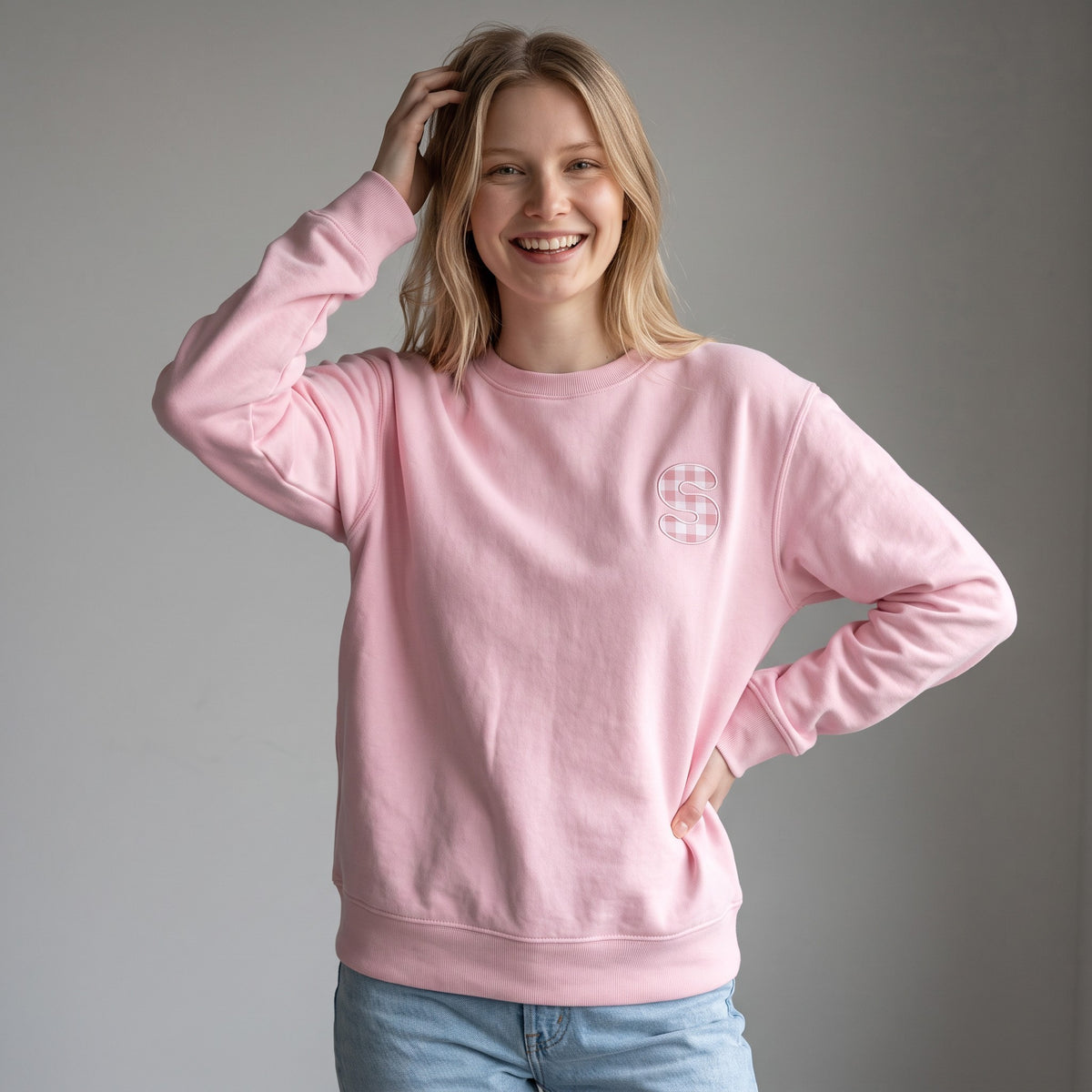 Sweatshirt cor-de-rosa SuYa Shop com inicial estampada em vichy, design confortável de algodão e poliéster para mulher